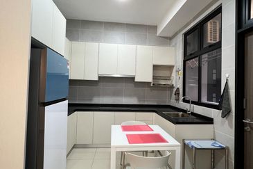 Twin Tower Residence