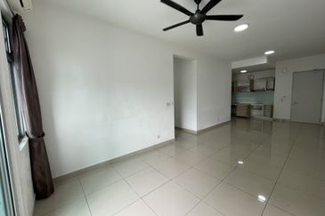 Meridin Bayvue Apartment