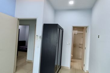 Meridin Bayvue Apartment