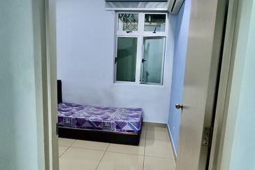 Meridin Bayvue Apartment