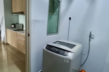 Meridin Bayvue Apartment