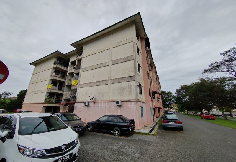 PANGSA RAKYAT COLLEGE HEIGHTS (PAJAM)