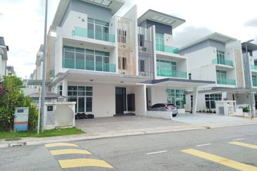 Clover Garden Residences