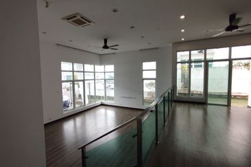 Clover Garden Residences