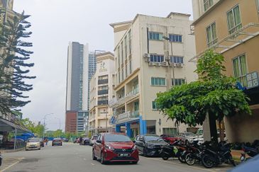 Pelangi Square