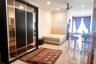 Shaftsbury Residence