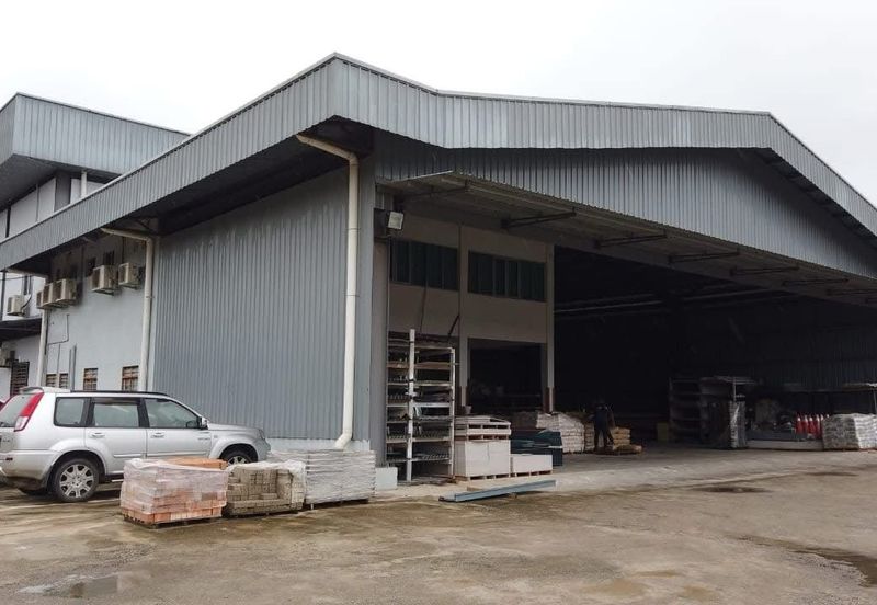 Warehouse at Lubuk Kawah, Temerloh
