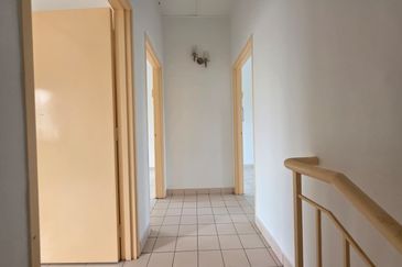 Taman Seri Mahkota Aman