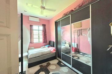 SUNGAI KARANG DARAT II