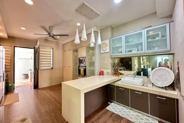 Bangi Lakehill Villas