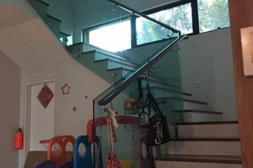 Jalan Rawang Perdana 