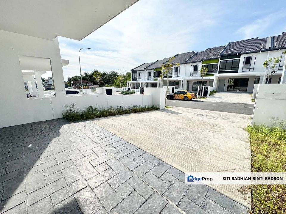 FREEHOLD 2 Storey SUPERLINK Residensi Lambaian 2, Bangi, Selangor, Bangi