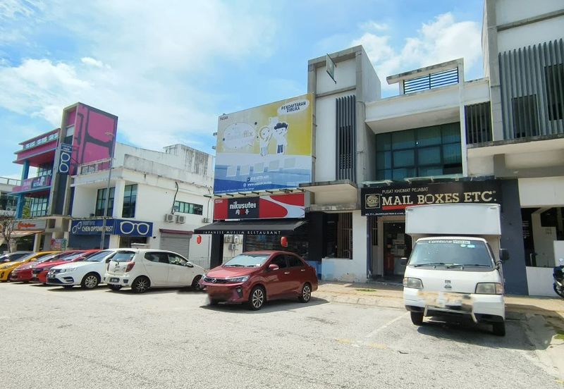 E-Boulevard, Denai Alam