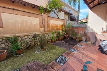 D Villa Equestrian, Kota Damansara