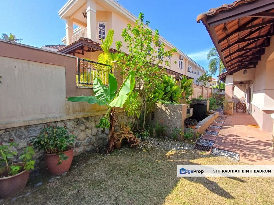 
2 Storey Link Bungalow, D'Villa Equestrian Kota Damansara
, Selangor, Petaling Jaya