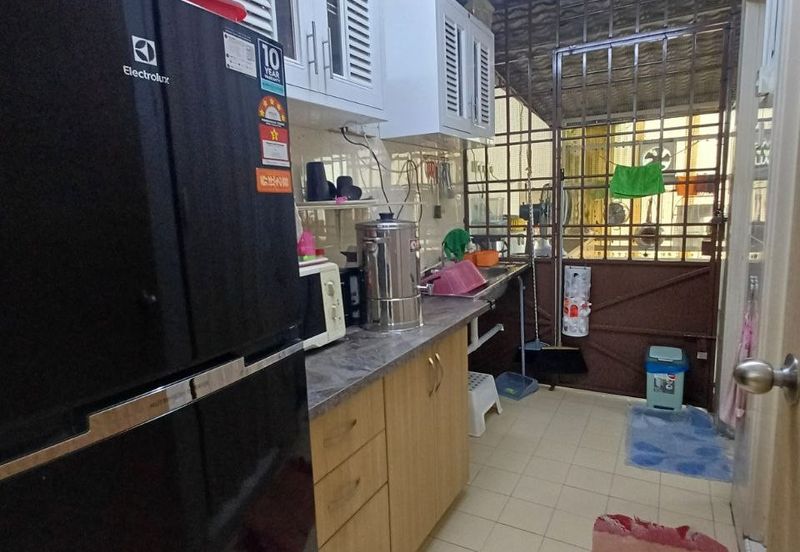 Jalan Sepah Puteri 5/11