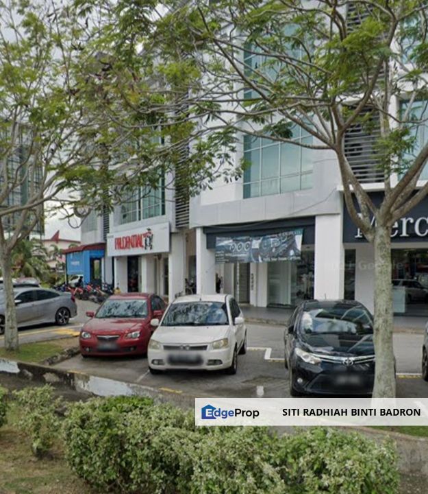 ROI 5.9%❗
SHOP LOT 3 STOREY with LIFT in KUANTAN  Town, Pahang, Kuantan