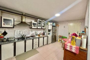 2 Storey Corner Lot Taman Pandan Indah, Ampang KL