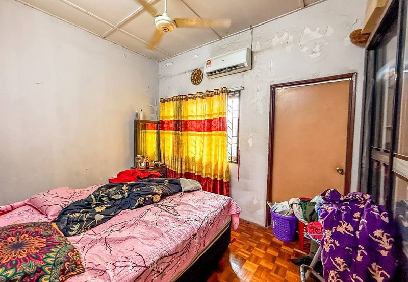 RENOVATED Double Storey Terrace Taman Medan Baru, Petaling Jaya