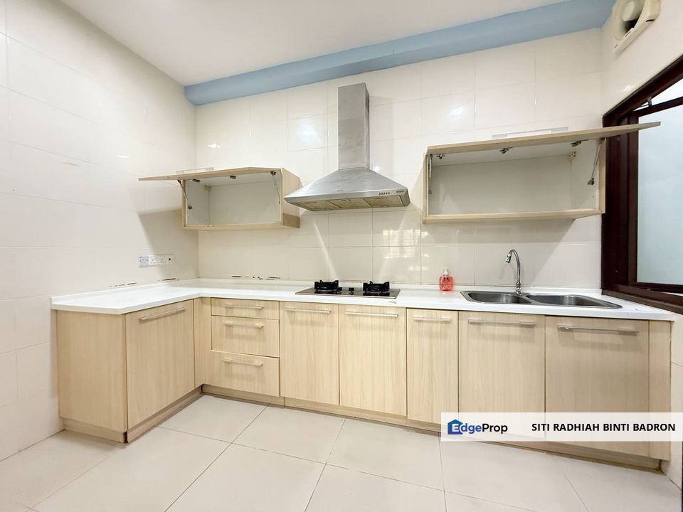 [GROUND FLOOR] Desa Idaman Residences Apartment Puchong Prima with Resort Themed, Selangor, Puchong