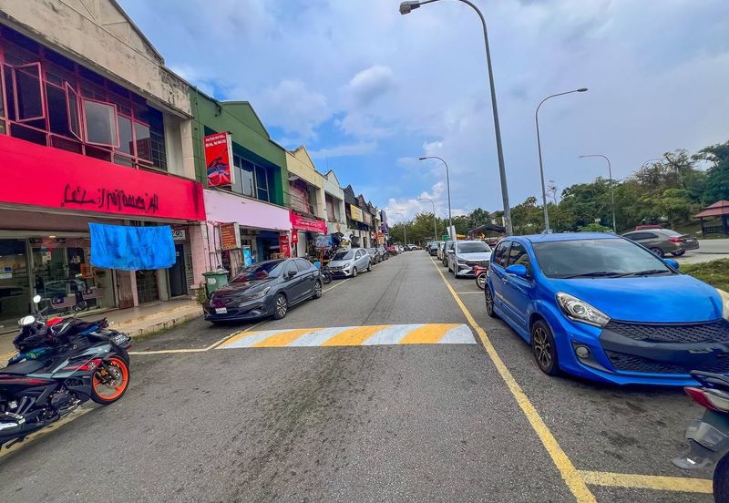 Bandar Tun Hussein Onn