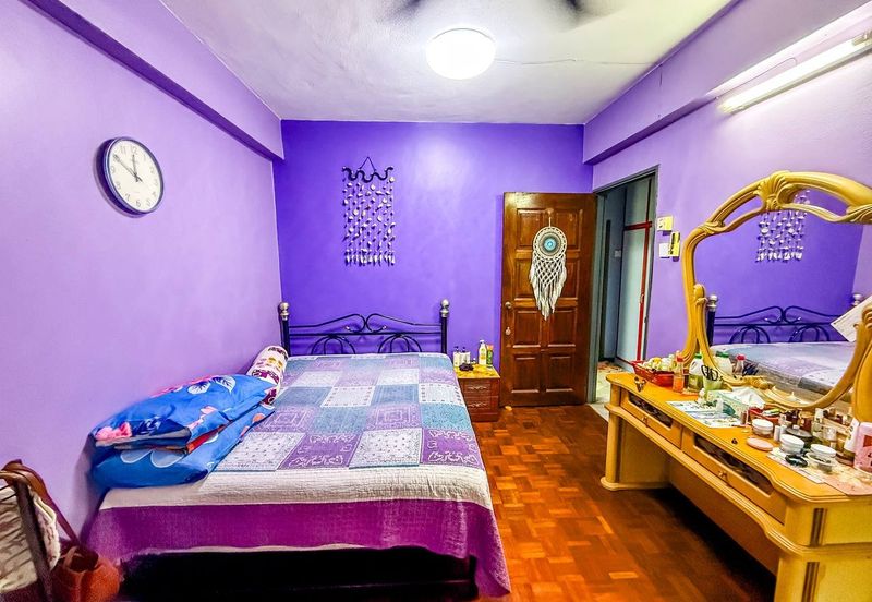 1K Tricourt, Sri Sentosa