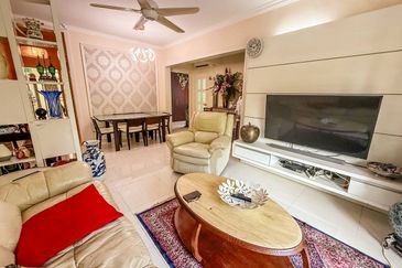 Pangsapuri Kristal (Crystal Tower), Taman Bukit Indah