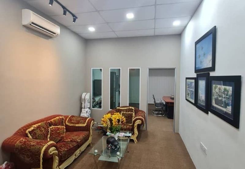 SHOPLOT 2 TINGKAT TAMAN BUKIT SETONGKOL MAJU UNTUK DIJUAL