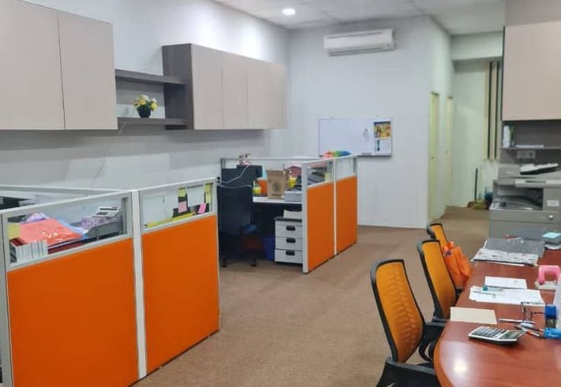 SHOPLOT 2 TINGKAT TAMAN BUKIT SETONGKOL MAJU UNTUK DIJUAL