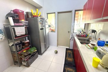 1 Petaling Residences and Commerz