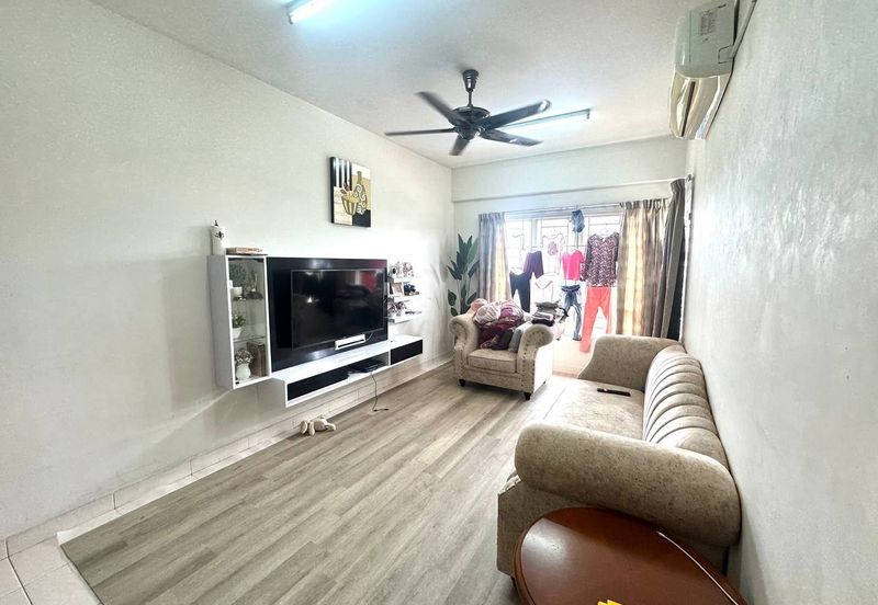 1 Petaling Residences and Commerz