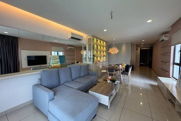 Maisson @ Platinum Apartment