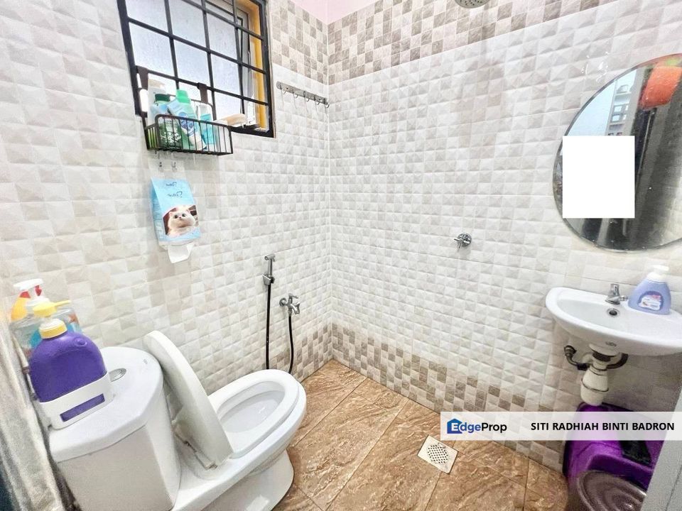 FOR SALE : Double Storey, Seksyen 6, Bandar Rinching @ Semenyih, Selangor, Semenyih