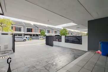 Elmina Green Three @ City of Elmina