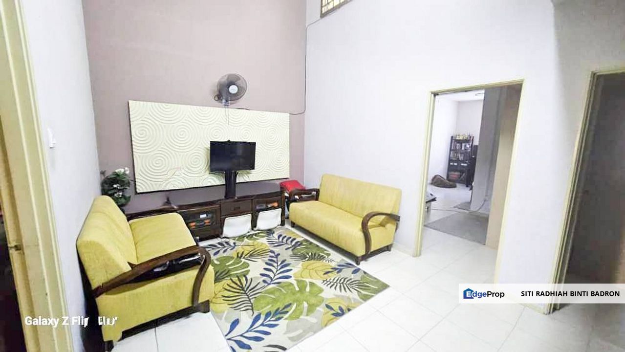 Double Storey Taman Emas, Dengkil, Selangor, Dengkil