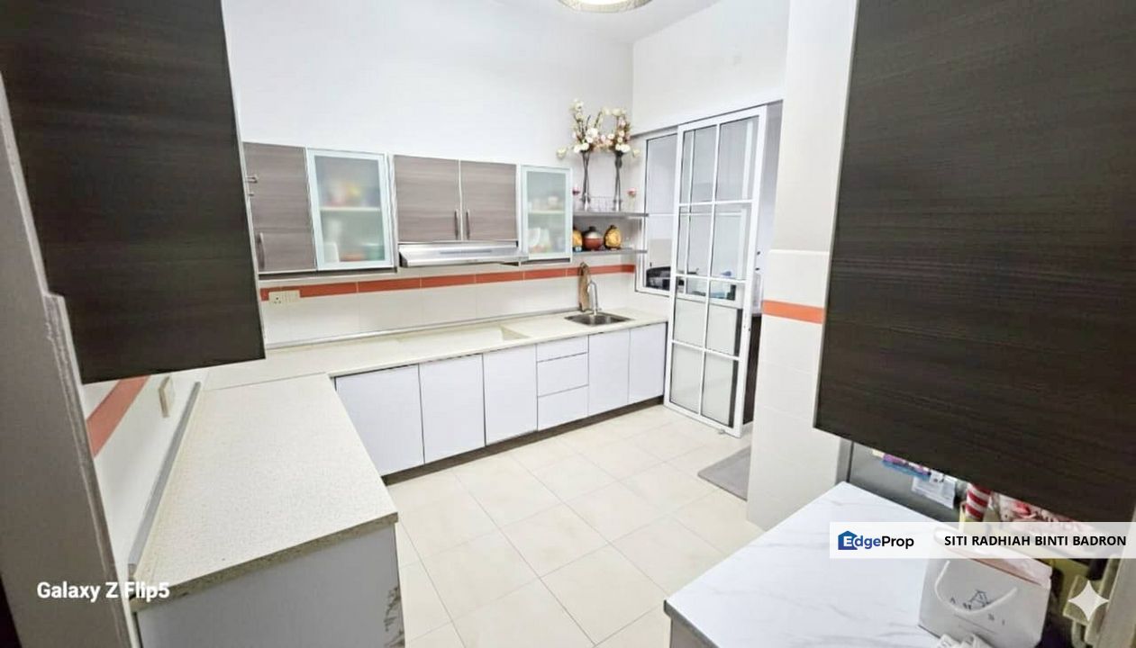 Double Storey Taman Emas, Dengkil, Selangor, Dengkil