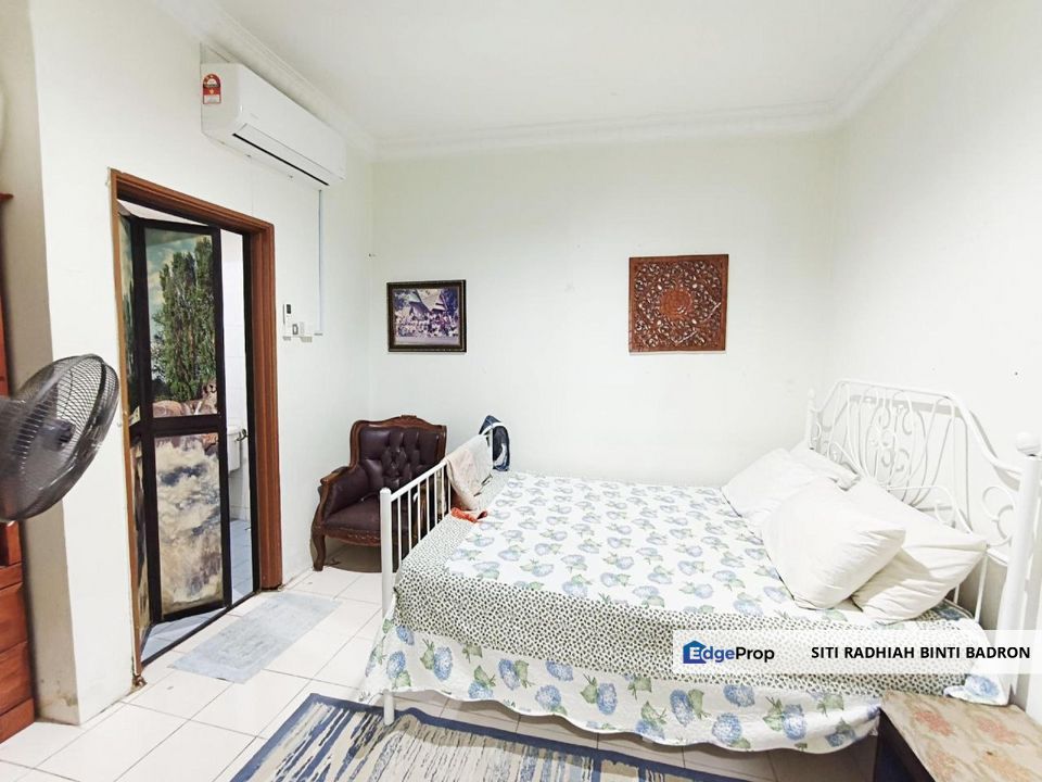 FACING OPEN & RENOVATED Double Storey Semi D House Ukay Perdana Ampang, Selangor, Ampang