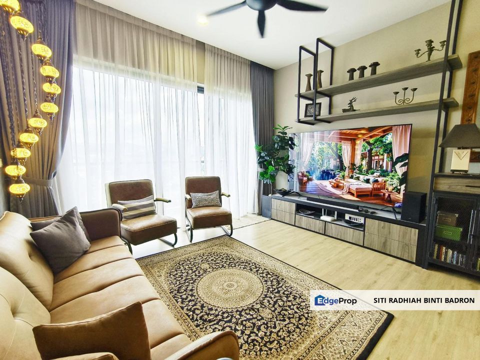 CORNER LOT Astoria Apartment  Near Jalan Ampang , Ampang Selangor FULLY RENOVATED, Selangor, Ampang