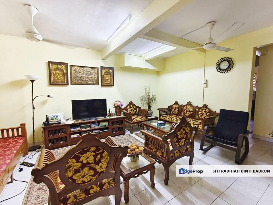 END LOT Facing Open Lorong Seri Damak Taman Sri Andalas Klang, Selangor, Klang