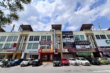 Bandar Tun Hussein Onn