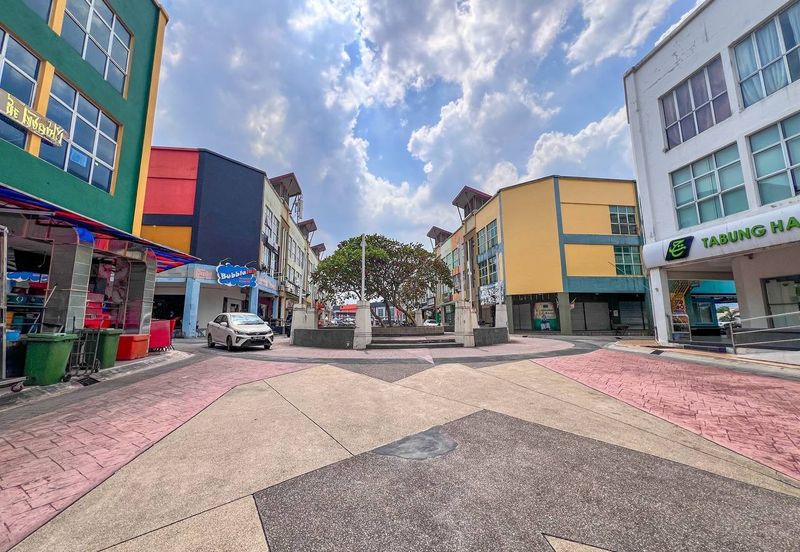 Bandar Tun Hussein Onn