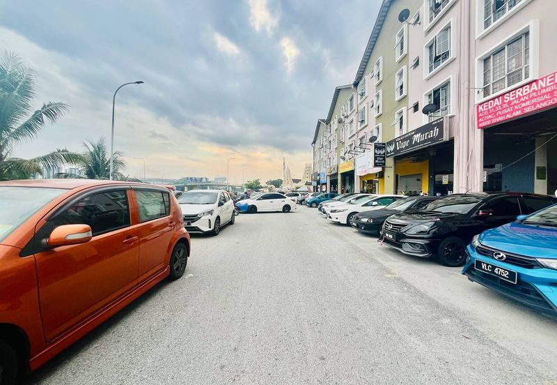 Pusat Komersial Seksyen 7