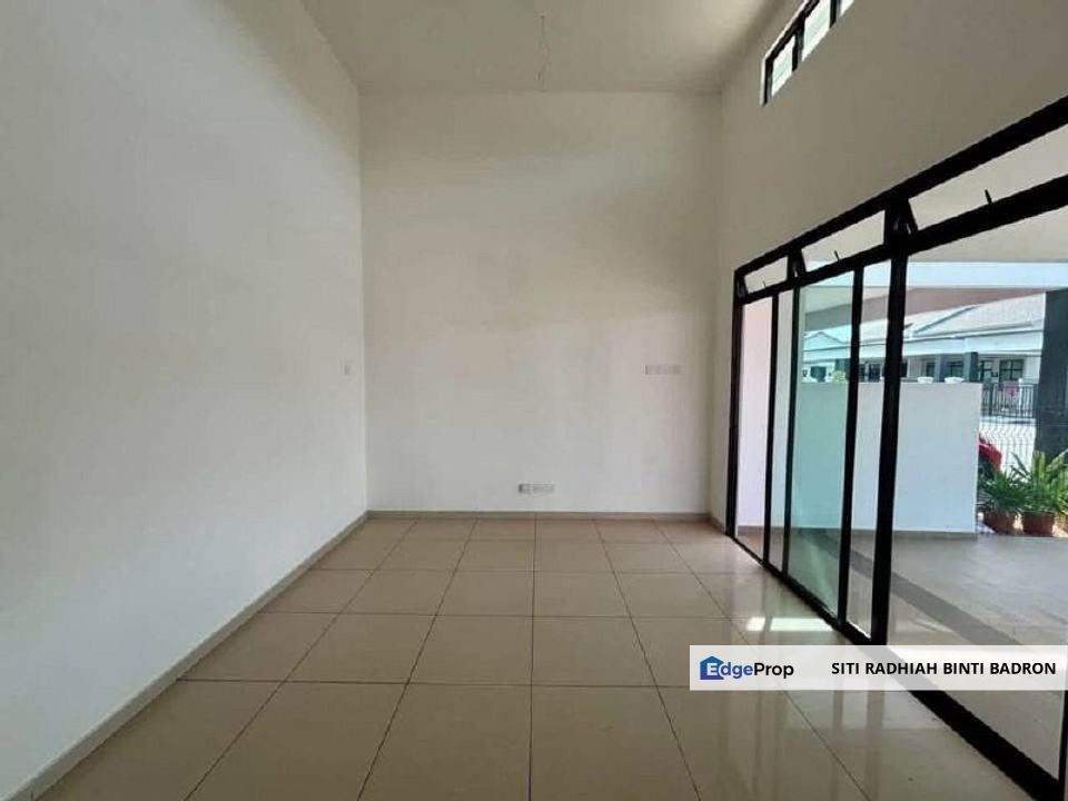 𝗧𝗘𝗥𝗘𝗦 𝗦𝗘𝗧𝗜𝗡𝗚𝗞𝗔𝗧 𝗗𝗜 𝗞𝗢𝗧𝗔𝗦𝗔𝗦 (𝑬𝑵𝑫𝑳𝑶𝑻), Pahang, Kuantan