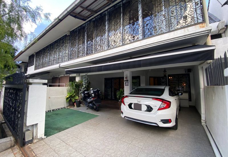 Two and a Half Storey Terrace House Taman Pinggiran Ukay Ampang Selangor.