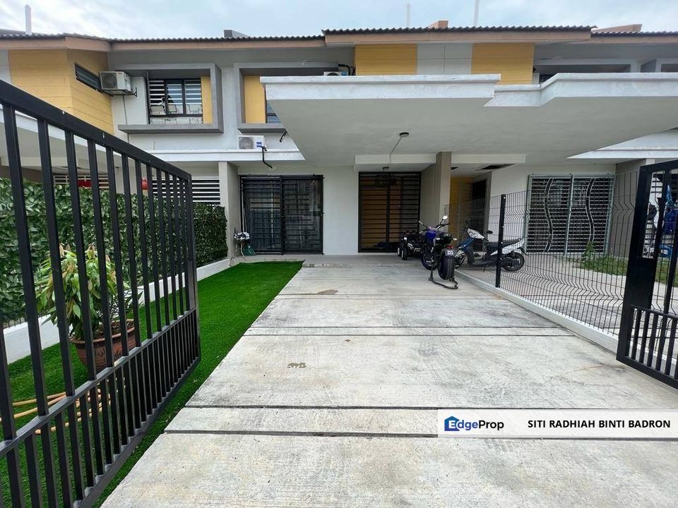 2 storey terrace Bandar Mahkota Banting for sale, Selangor, Banting