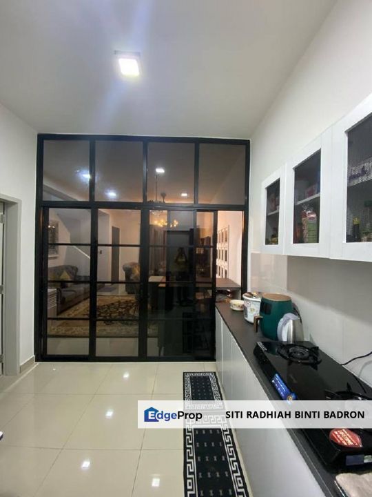 2 storey terrace Bandar Mahkota Banting for sale, Selangor, Banting