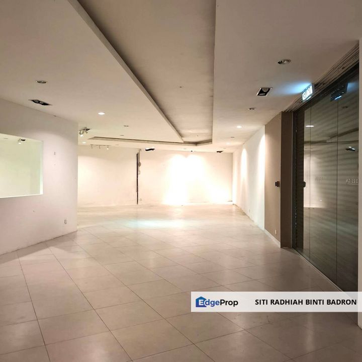 3 Storey Shop Lot  Pusat Perniagaan Suria Puchong, Selangor, Puchong