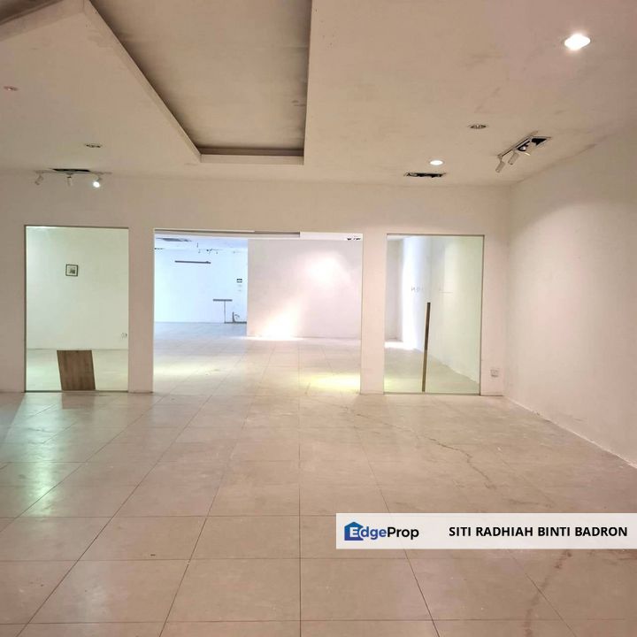 3 Storey Shop Lot  Pusat Perniagaan Suria Puchong, Selangor, Puchong