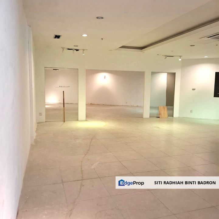 3 Storey Shop Lot  Pusat Perniagaan Suria Puchong, Selangor, Puchong