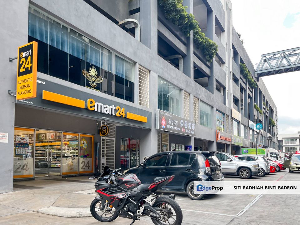 2 Storey Shop Lot @ Savanna Lifestyle Shops, Southville City, Selangor, Dengkil